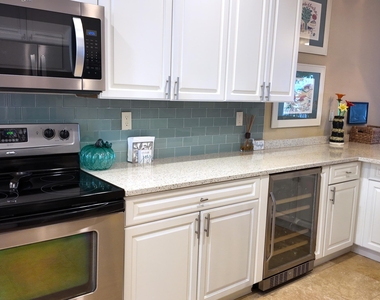 3038 Waterside Circle - Photo Thumbnail 12