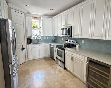 3038 Waterside Circle - Photo Thumbnail 10