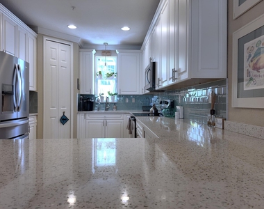 3038 Waterside Circle - Photo Thumbnail 13