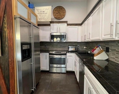 1259 Denlow Lane - Photo Thumbnail 16