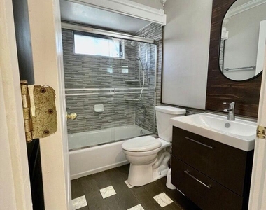 1259 Denlow Lane - Photo Thumbnail 55