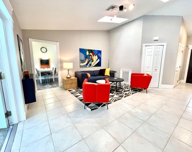 1259 Denlow Lane - Photo Thumbnail 45