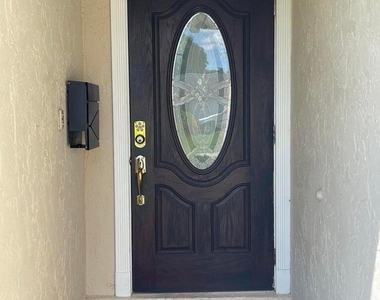1259 Denlow Lane - Photo Thumbnail 2