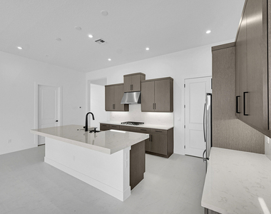 9528 St. Germain Drive - Photo Thumbnail 14