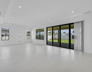 9528 St. Germain Drive - Photo Thumbnail 20
