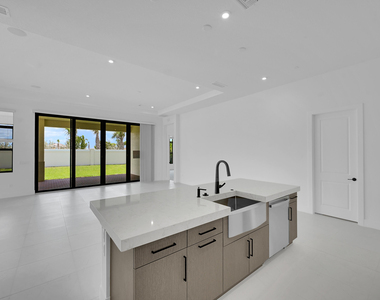 9528 St. Germain Drive - Photo Thumbnail 17