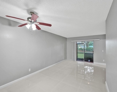 821 Nw 103rd Avenue - Photo Thumbnail 8