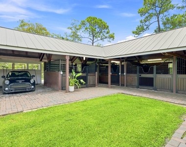 14902 Paddock Drive - Photo Thumbnail 30