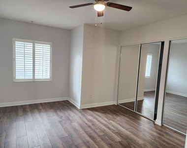 335 Sw 13th Terrace - Photo Thumbnail 10
