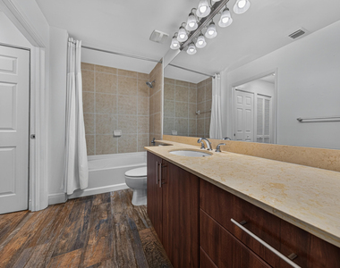 2401 Ne 65th Street - Photo Thumbnail 28