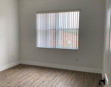 4700 Sw 160th Avenue - Photo Thumbnail 8