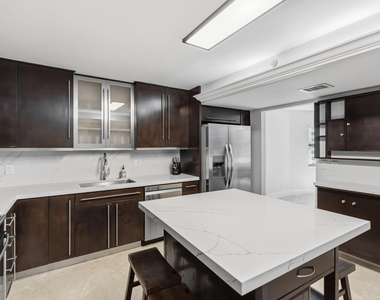 5100 N Ocean Boulevard - Photo Thumbnail 23