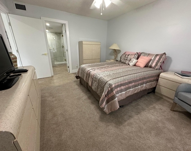 9215 Flynn Circle - Photo Thumbnail 32