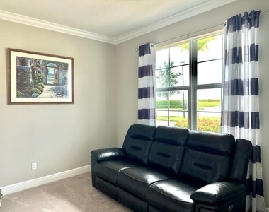 24040 Sw Firenze Way - Photo Thumbnail 12