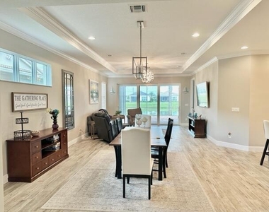 24040 Sw Firenze Way - Photo Thumbnail 3