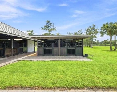 14902 Paddock Drive - Photo Thumbnail 12