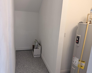 562 Parsons Way - Photo Thumbnail 3