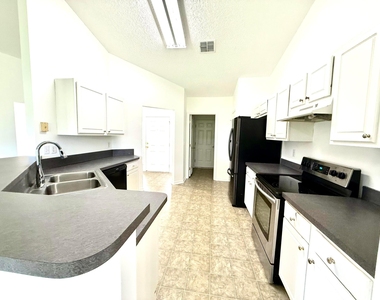 324 Seaside Terrace - Photo Thumbnail 8