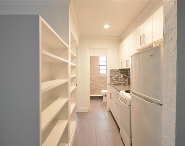 835 Ne 15th Avenue - Photo Thumbnail 2