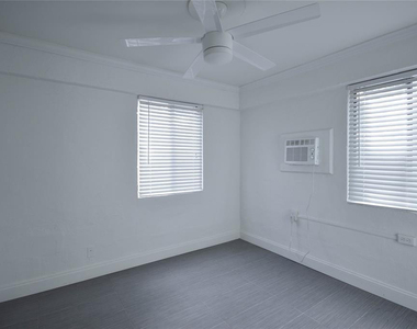 835 Ne 15th Avenue - Photo Thumbnail 6