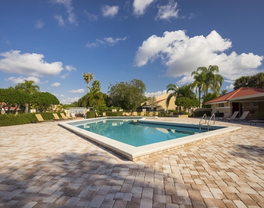 757 Windermere Way - Photo Thumbnail 28