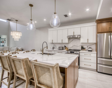 757 Windermere Way - Photo Thumbnail 6
