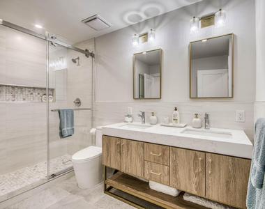 757 Windermere Way - Photo Thumbnail 25