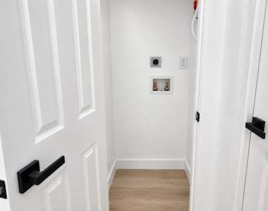 16204 Ne 18th Court - Photo Thumbnail 9