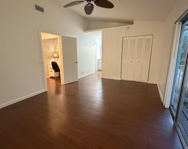 8953 Nw 23rd Street - Photo Thumbnail 20