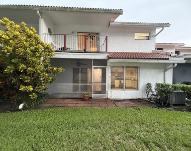 8953 Nw 23rd Street - Photo Thumbnail 3