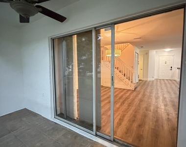 8953 Nw 23rd Street - Photo Thumbnail 12