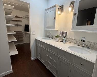 8953 Nw 23rd Street - Photo Thumbnail 24