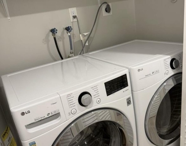 3951 Ne 19th Road - Photo Thumbnail 7