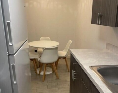 202 Lucerne Avenue - Photo Thumbnail 14