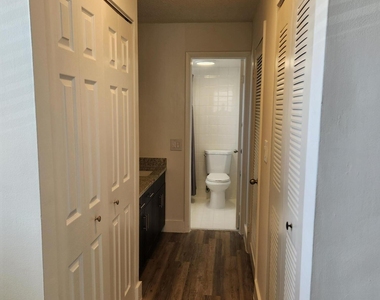 3100 N Pine Island Road - Photo Thumbnail 19