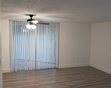 3100 N Pine Island Road - Photo Thumbnail 10