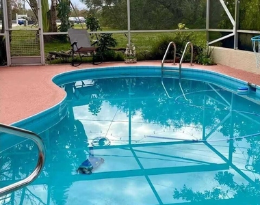 122 Riomar Drive - Photo Thumbnail 17