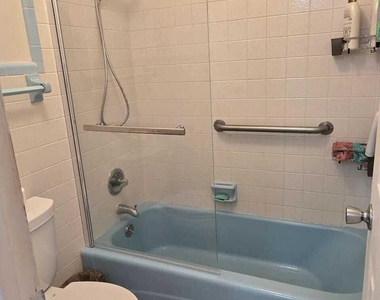 122 Riomar Drive - Photo Thumbnail 13