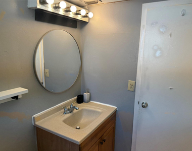 2860 Somerset Drive - Photo Thumbnail 39