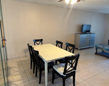 2860 Somerset Drive - Photo Thumbnail 17