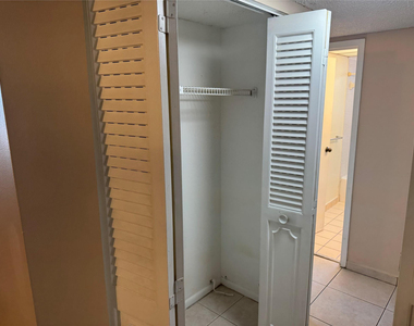 2860 Somerset Drive - Photo Thumbnail 28