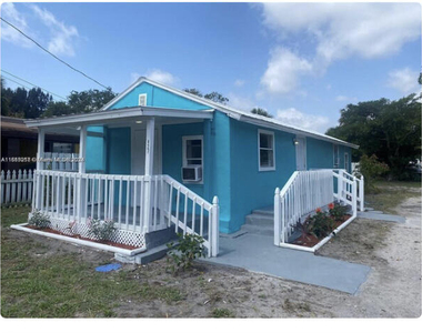 427 N 14th Street - Photo Thumbnail 4