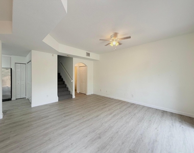6550 Morgan Hill Trail - Photo Thumbnail 5