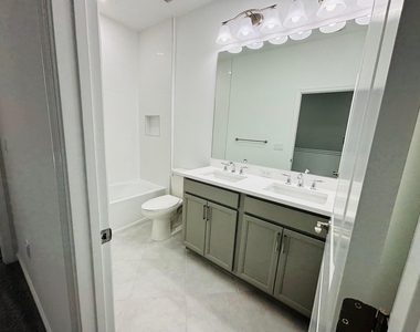 4302 Brookgreen Square - Photo Thumbnail 45