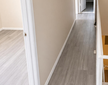 3007 Nw 68th Street - Photo Thumbnail 6