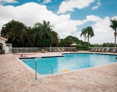 156 Sw Peacock Boulevard - Photo Thumbnail 31