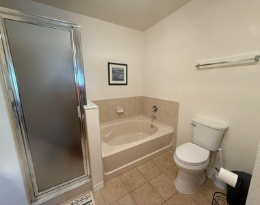 156 Sw Peacock Boulevard - Photo Thumbnail 8