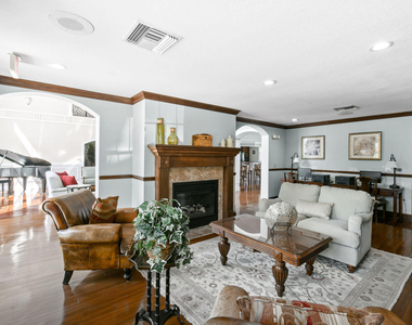 156 Sw Peacock Boulevard - Photo Thumbnail 39