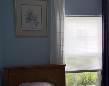 5250 Oakland Lake Circle - Photo Thumbnail 23