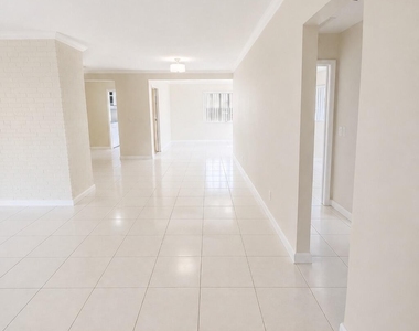 3614 Taylor Street - Photo Thumbnail 2